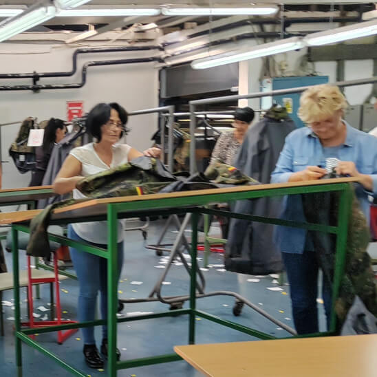 Albiro-woman-rolling-out-material-for-craft-small-2.jpg (1)